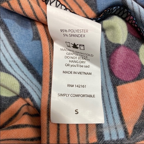 NEW LuLaRoe Irma Geometric Print Tunic Top - Picture 8 of 9